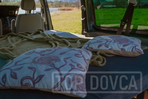 VW Transporter T5 s kempingovým VIVI boxem
