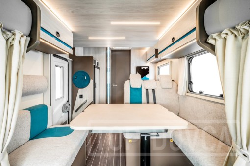 Interiér obytného vozu Rimor Kilig 95 Plus model 2025.